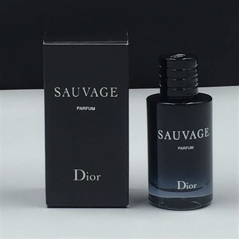 dior sauvage 10ml bottle.